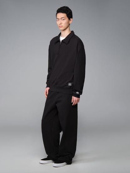 ESSENTIAL 1/4 ZIP SWEATSHIRT BLACK | Alpha Industries