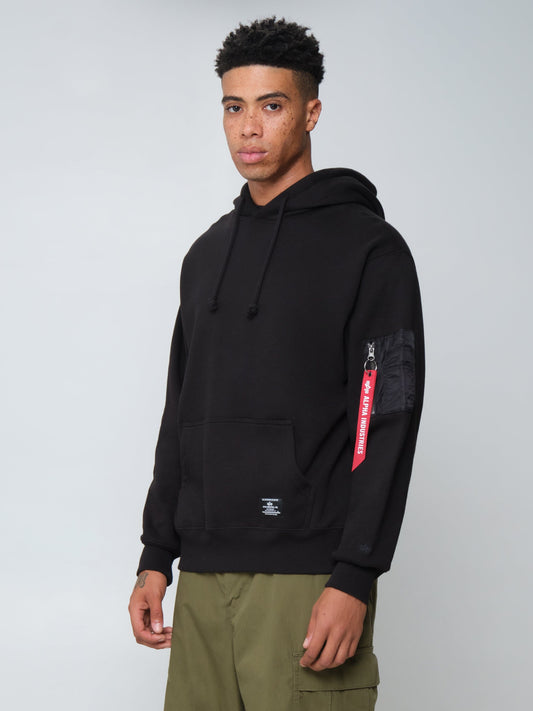 UTILITY POCKET HOODIE BLACK | Alpha Industries