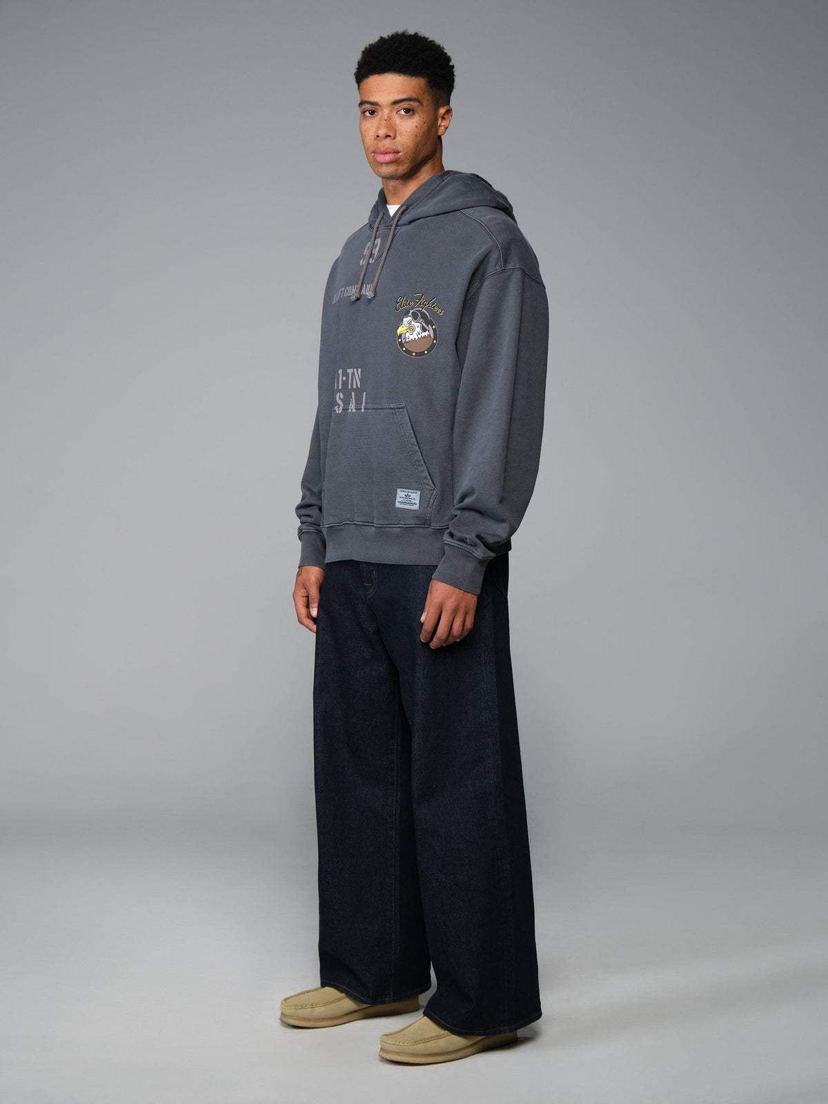 ESSENTIAL HOODIE ELITE SWEATSHIRT BLACK | Alpha Industries