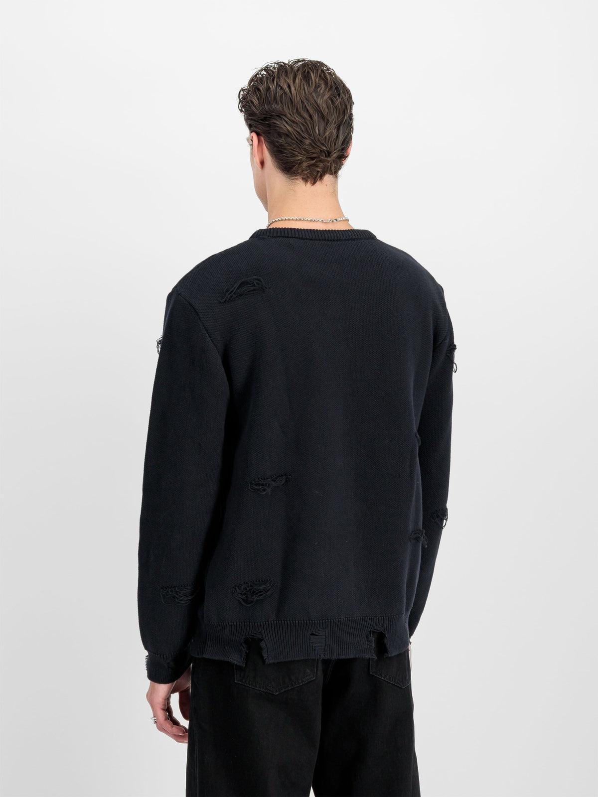 Distressed Logo Pullover BLACK | Alpha Industries